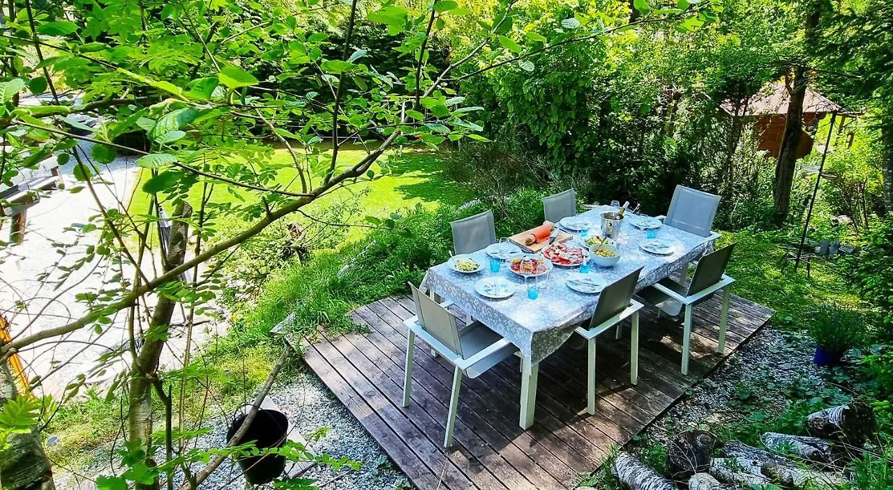 Chalet Falcon With Hot Tub - In A Great Location! Chamonix 0*,  France